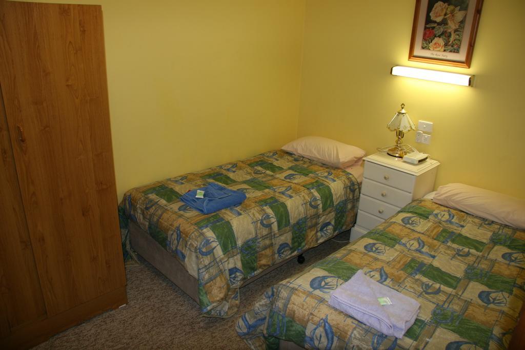 Carawatha Gardens Villa Bright Kamer foto