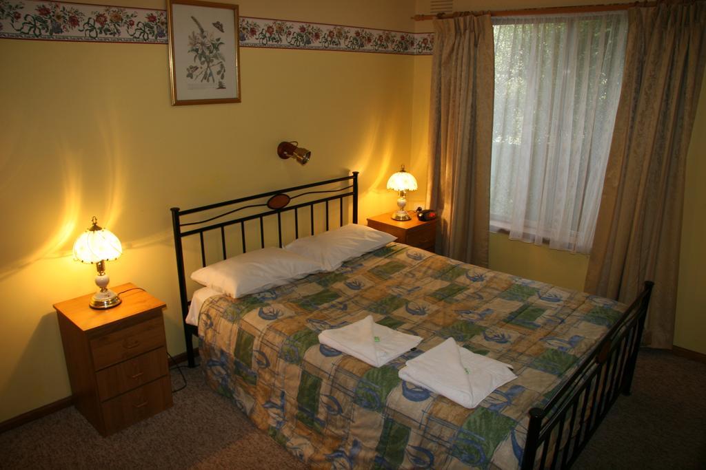 Carawatha Gardens Villa Bright Buitenkant foto